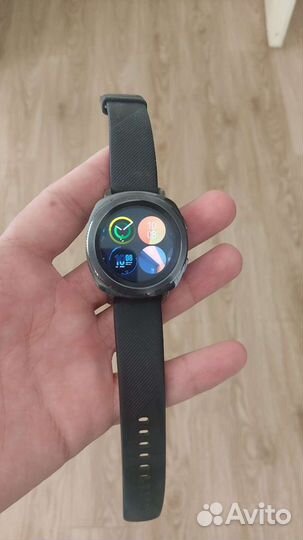 Часы Samsung Gear sport