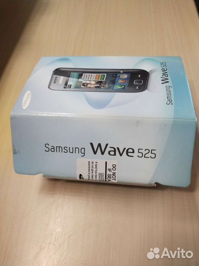 Телефон Самсунг wave 525