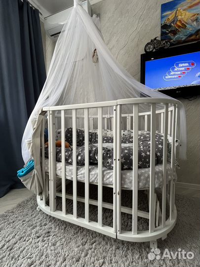 Кроватка трансформер с маятником