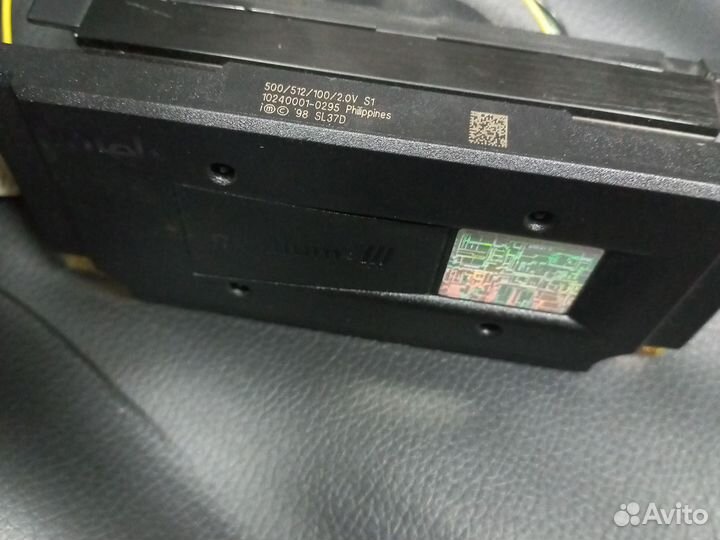 Pentium lll (500/512/100/2.0V S1 )