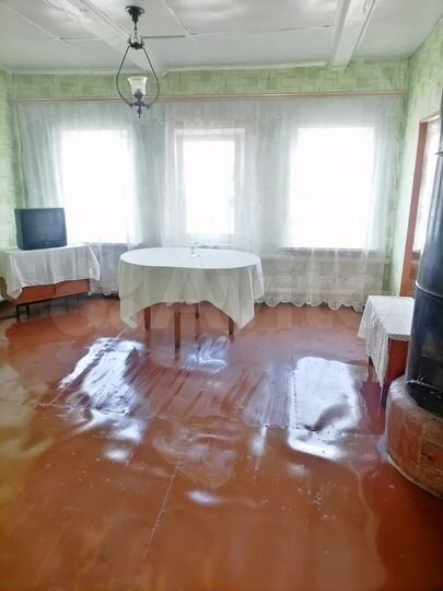 3-к. квартира, 60 м², 1/1 эт.