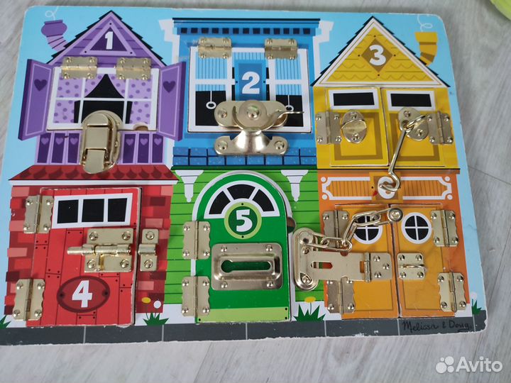 Бизиборд melissa doug