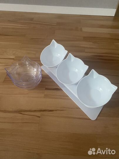 Набор мисок для кошек и котов на подставке