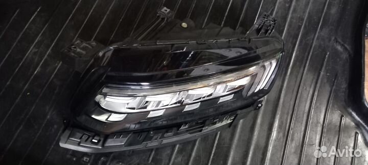 Фара левая тугелла