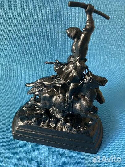 Каслинское литье. Джигитовка