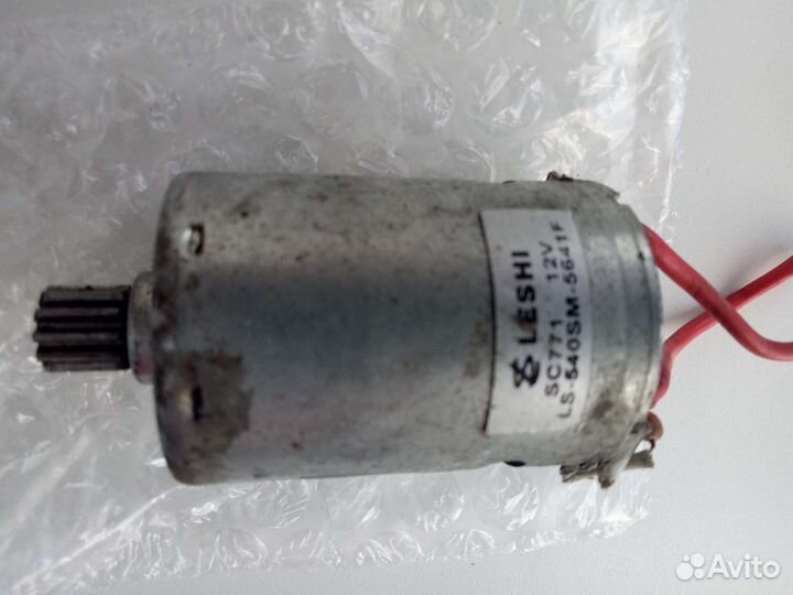 Электродвигатель постоянного тока 12 в