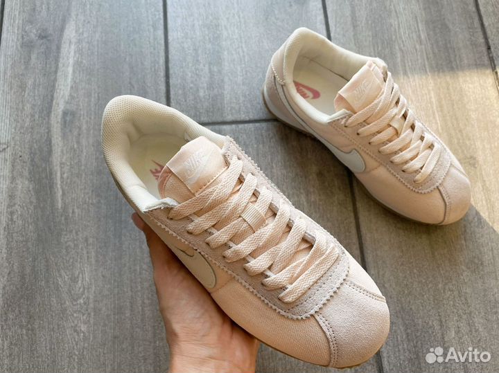 Кроссовки женские nike cortez