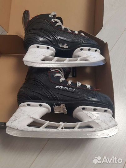 Хоккейные коньки bauer