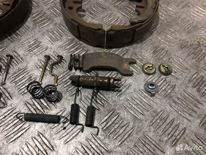 Ремкомплект стояночного тормоза Toyota Mark 2