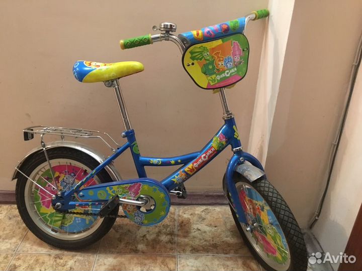 Новый детский велосипед