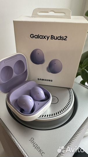 Наушники Samsung galaxy buds