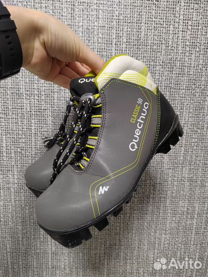 Лыжные ботинки