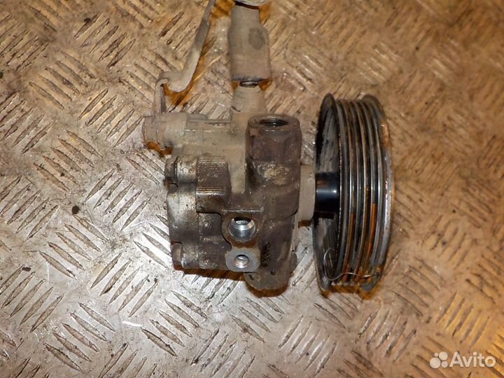 Насос гидроусилителя Pontiac Vibe