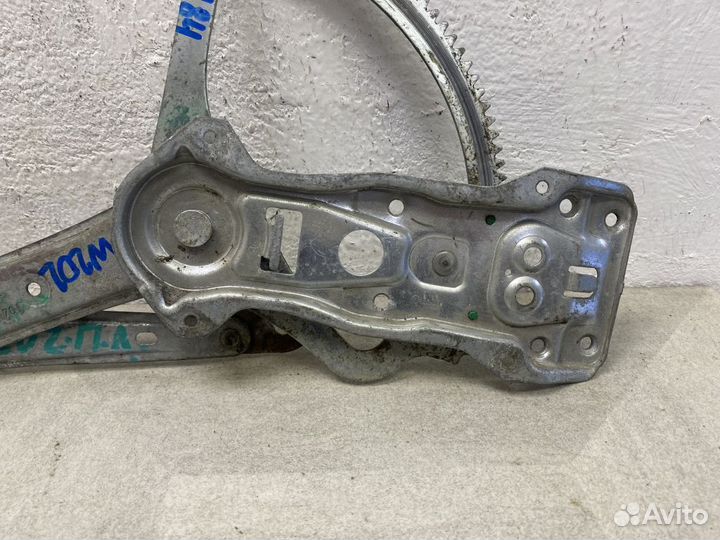 Стеклоподъемник электрический передний левый