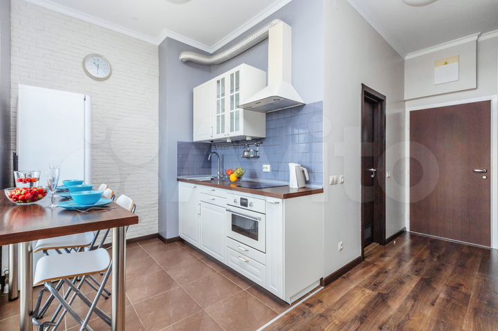 Апартаменты-студия, 50 м², 2/5 эт.