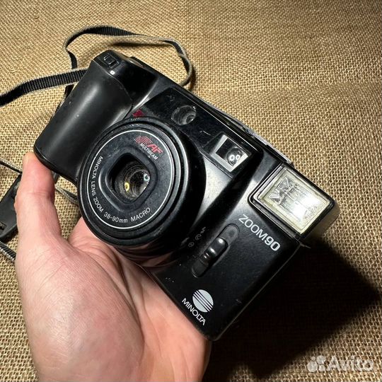 Minolta Mac-Zoom 90 Quartz Date