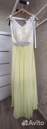 Вечернее платье