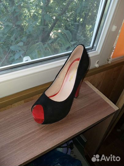 Туфли женские 39 размер