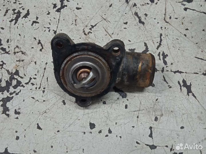 Корпус термостата Ford Taurus 1 Форд Таурус 3.0