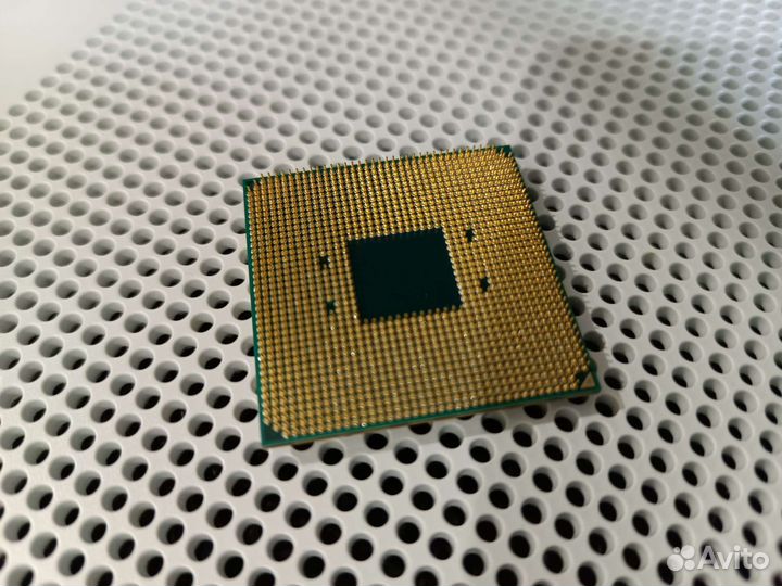 Процессор AMD Ryzen 7 2700