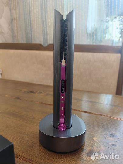 Выпрямитель для волос беспроводной