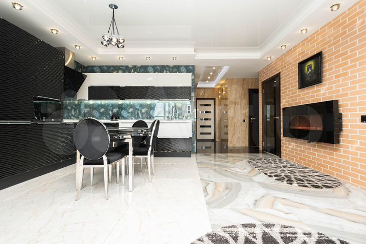 3-к. квартира, 69,8 м², 17/18 эт.