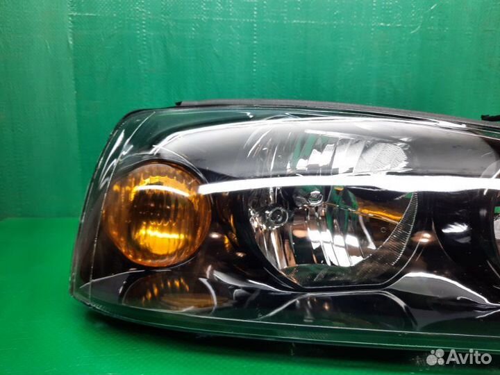 Фара передняя правая Hyundai Elantra Xd