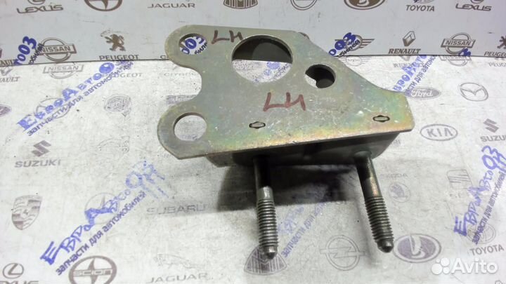 Кронштейн торпедо левый Audi A6 C5 1997-2004