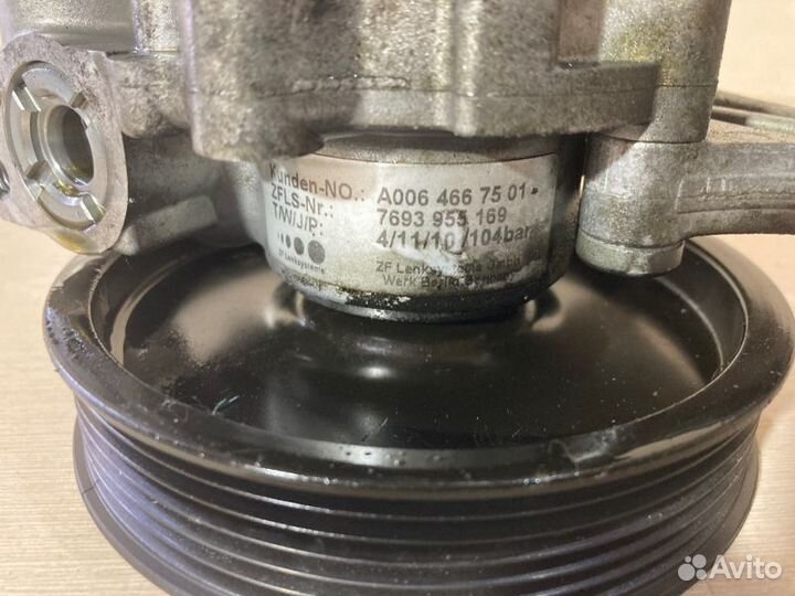 Насос гидроусилителя руля Mercedes E-Class W212