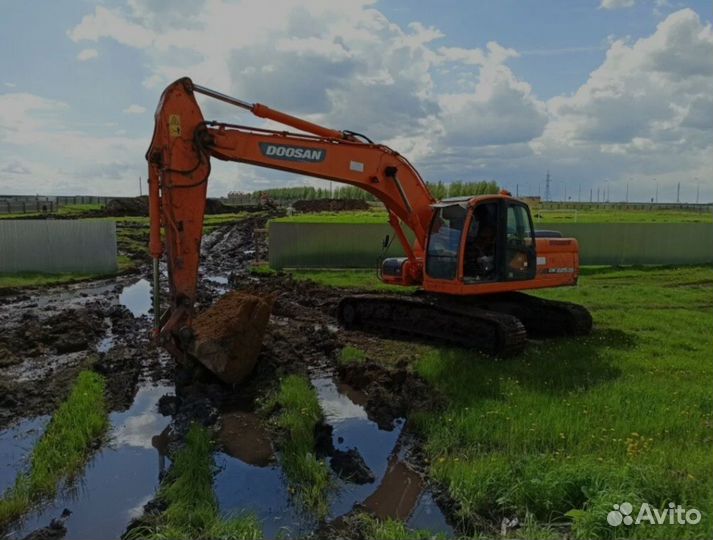 Гусеничный экскаватор DOOSAN Daewoo DX225LC, 2010