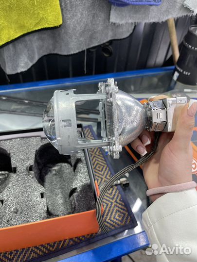 Ксеноновые линзы на Passat CC