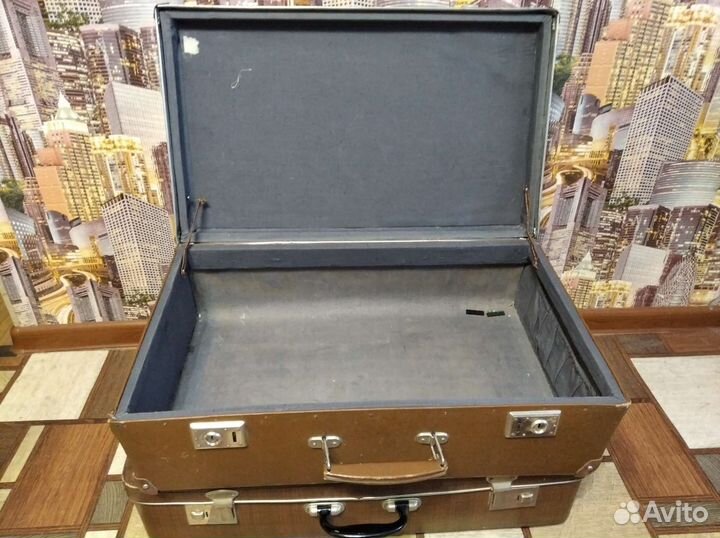 Чемоданы времен СССР