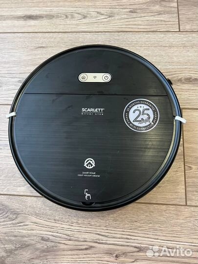 Робот пылесос Scarlett