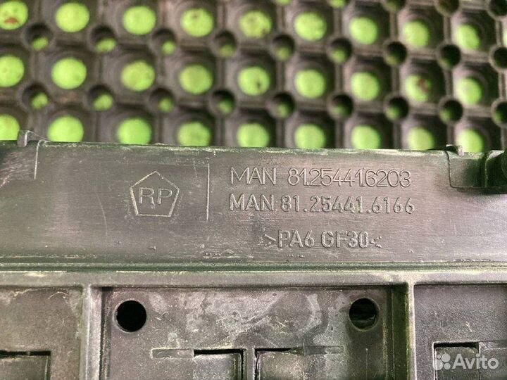 Кронштейн блоков электронных MAN TGS