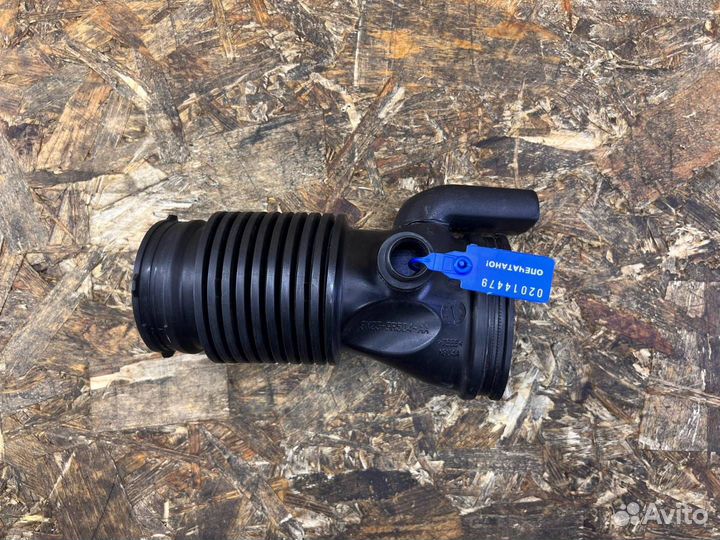 Патрубок воздушного фильтра Jaguar XF 5.0 09-15