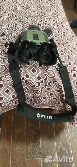 Тепловизор бинокуляр flir