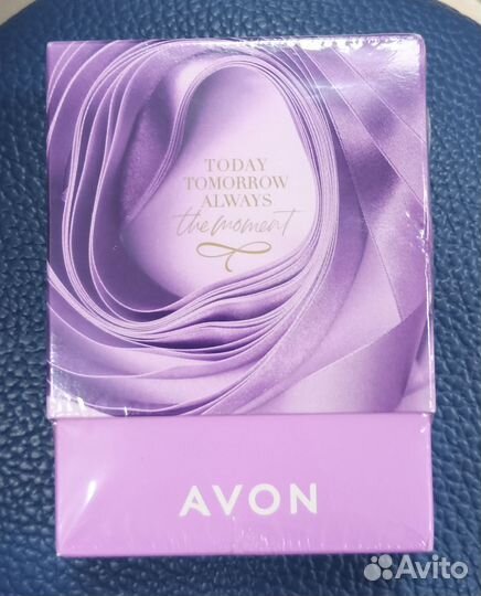 Набор косметики Avon The moment