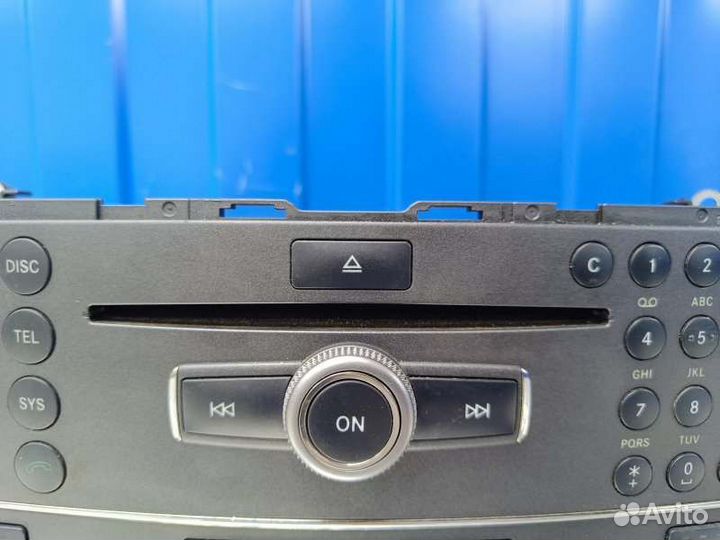 Магнитола Mercedes-Benz C-Class W204 1.8 M271820