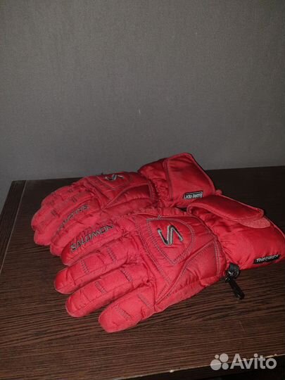 Перчатки salomon