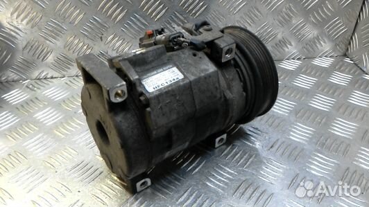 Компрессор кондиционера дизельный jeep cherokee KJ