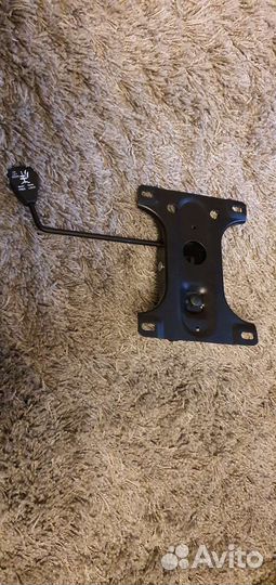 Пиастра для офисного кресла с механизмом качания