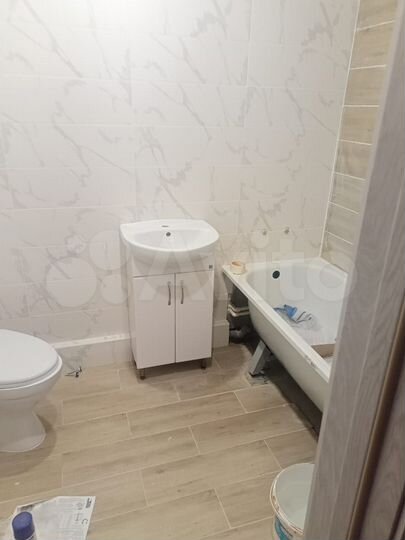 1-к. квартира, 42 м², 9/18 эт.