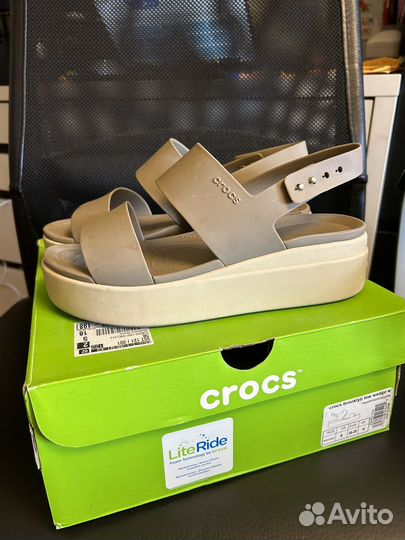 Crocs brooklyn Low wedge W8 (37-38 размер)