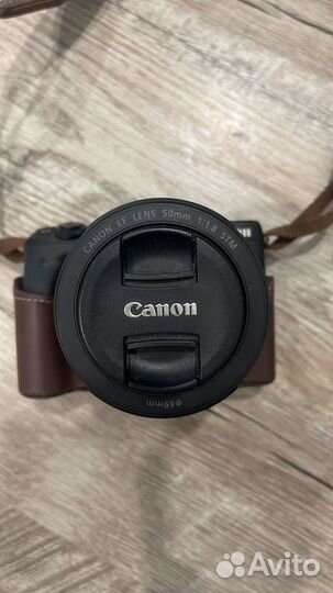 Зеркальный фотоаппарат canon eos m3