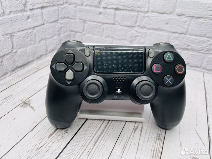 Джойстик на PS4