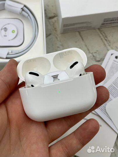 Наушники airpods