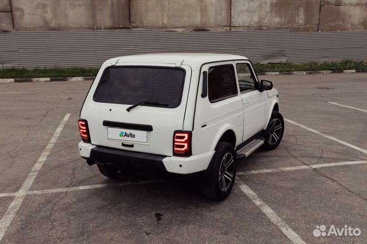 LADA 4x4 (Нива) 1.7 МТ, 2009, 124 000 км