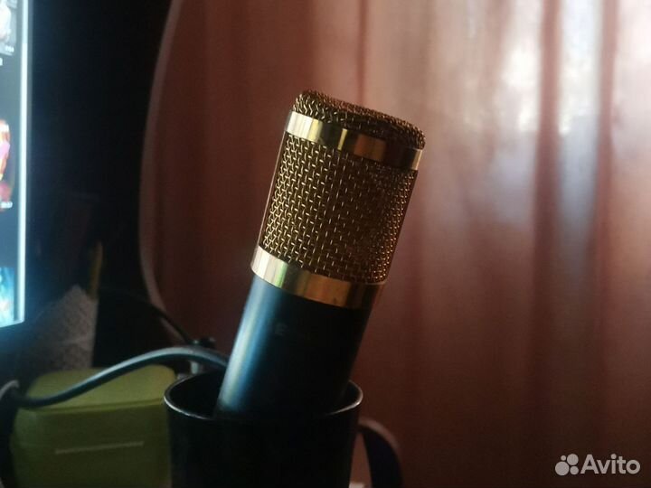 Студийный микрофон bm800