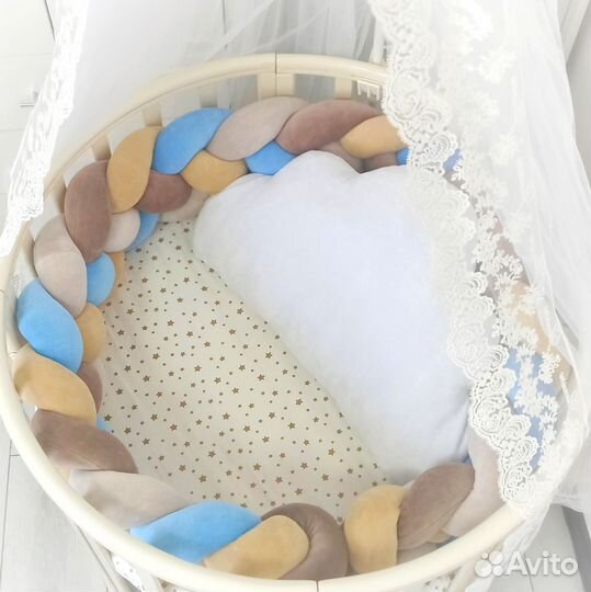 Бортик косичка в кроватку