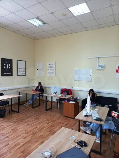 Свободного назначения, 4200 м²